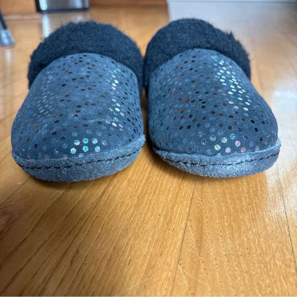 Sorel Nakiska II Slippers Slides Black Iridescent Faux Fur Youth Girls Size 5